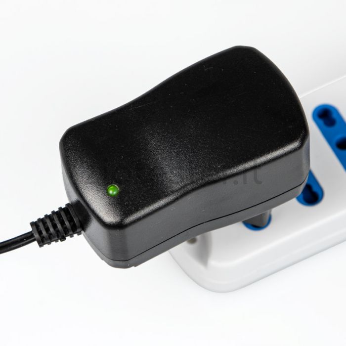 Alimentatore Switching 12W - 3/4,5/5/6/7,5/9/12 Vdc - 1A - 6 connettori