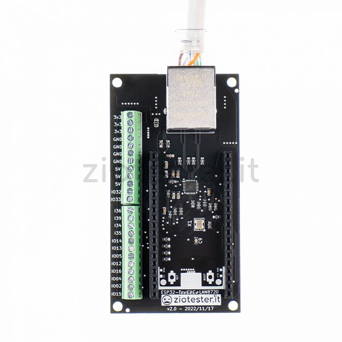 ESP32 + LAN8720